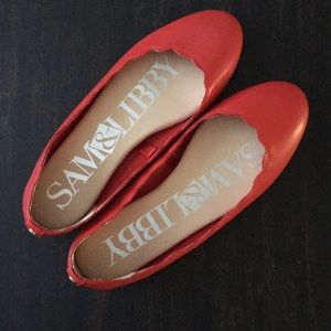 Red Sam & Libby flats